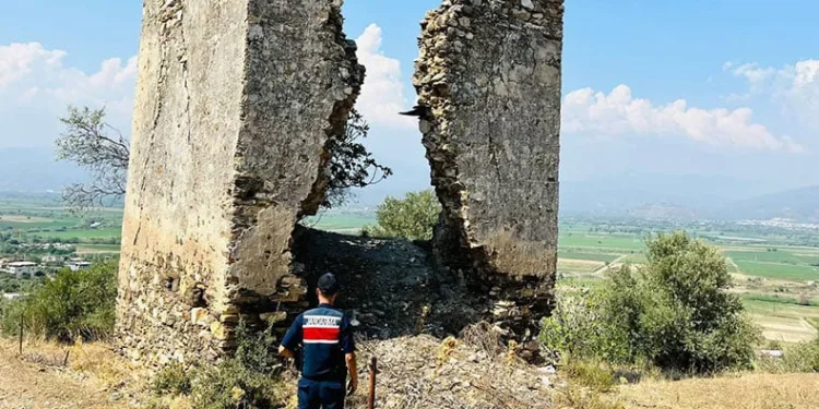 Jandarmadan ‘tarihi yapı’ nöbeti