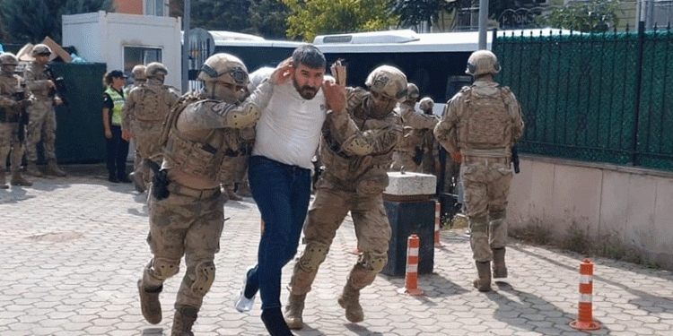 Terkinler çetesine 16 tutuklama