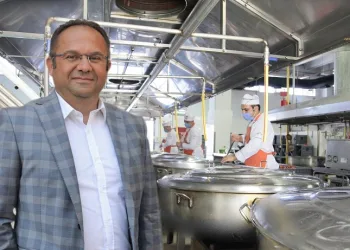 Endüstriyel yemek sektörü kalifiye elemanı elinde tutamıyor