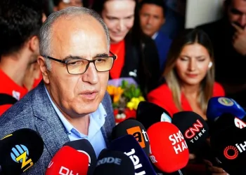 Mehmet Akif Üstündağ: “Türk voleybolu adına gurur duyuyorum”