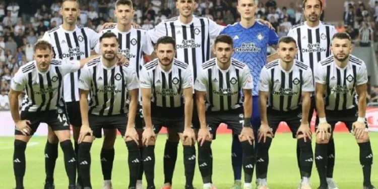 Altay, bu sezon evinde ilk kez yenildi