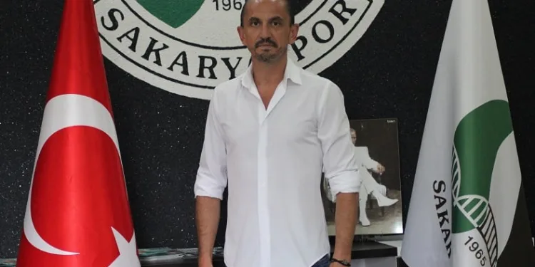 Sakaryaspor, Tuncay Şanlı ile anlaştı