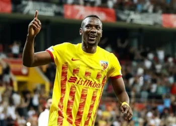 Thiam, Kayserispor tarihine geçti