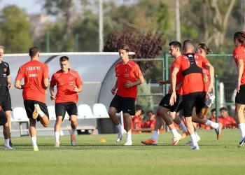 A Milli Futbol Takımı, Ermenistan maçı hazırlıklarını sürdürdü