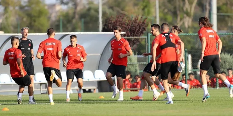 A Milli Futbol Takımı, Ermenistan maçı hazırlıklarını sürdürdü