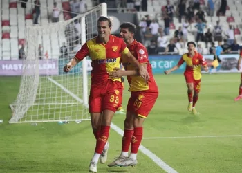 Göztepe, puanları deplasmanda topladı