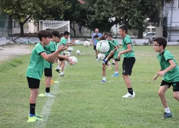Denizlispor’un geleceği minikler, yeni sezona iddialı hazırlanıyor