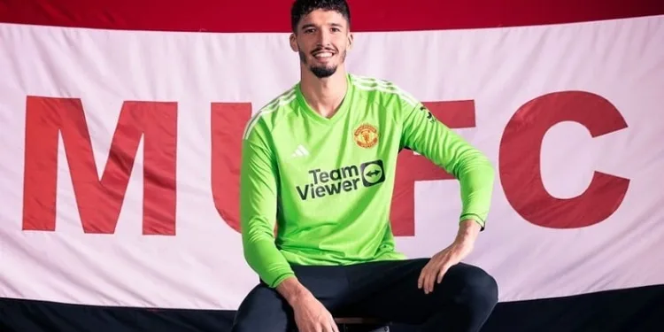 Altay Bayındır, Manchester United’ın Şampiyonlar Ligi kadrosunda yer aldı
