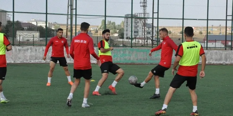 Kars 36 Spor’da Ziraat Türkiye Kupası hazırlıkları sürüyor