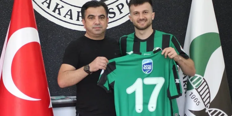 Sakaryaspor, Cem Akpınar’ı kadrosuna kattı
