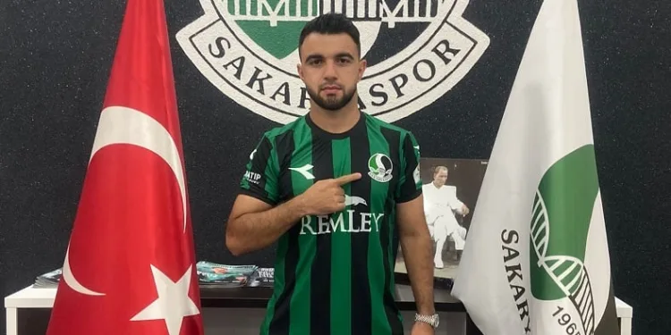 Sakaryaspor, Sinan Kurt ile sözleşme imzaladı