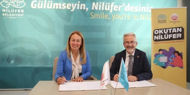 Nilüfer’de gençlere burs desteği