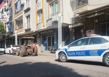 Traktörün altında kalan minik Eymen hayatını kaybetti