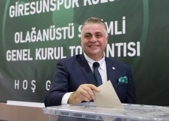 Giresunspor’da Nahid Yamak, yeniden başkanlığa seçildi