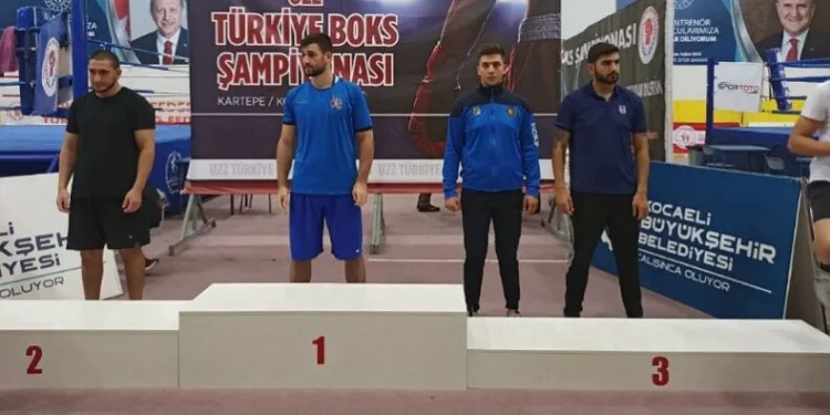 Türkiye Boks şampiyonasına Bursa damga vurdu