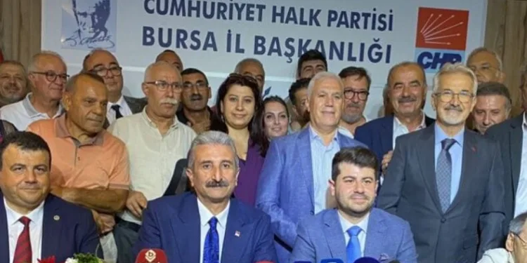 Nihat Yeşiltaş’ın mazbata töreninde ilginç olay, O isim katılmadı