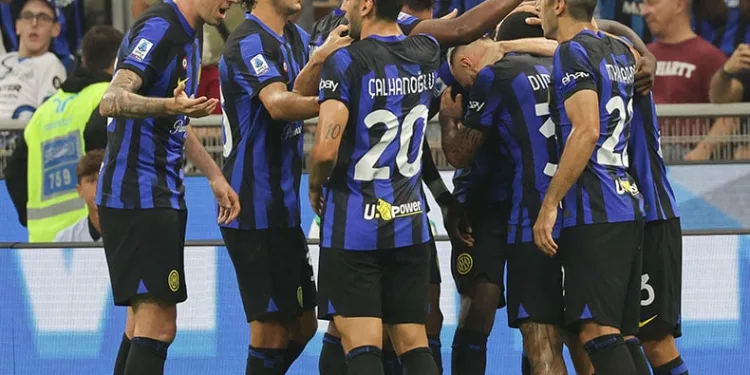 Inter, Milano derbisini 5 golle kazandı