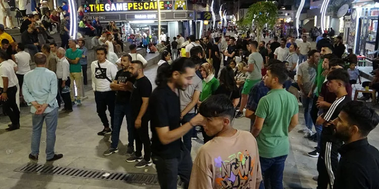 6 ayda 200 bin İranlı Van’ı ziyaret etti