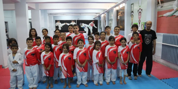 Van’da bin 310 çocuğun katıldığı yaz spor okulları tamamlandı