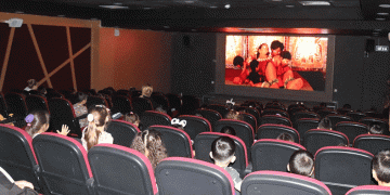 Siirt Belediyesi, çocuklara sinema keyfi sunuyor