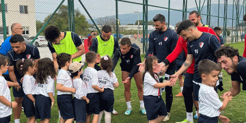 Miniklerden Düzcespor’a moral ziyareti