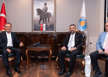 Başkan Seçer: “Mersin değişiyor, gelişiyor”