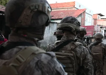 Bursa’da helikopter destekli uyuşturucu operasyonu