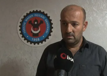 İşten çıkarılan maden işçilerinden eylem