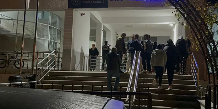 KYK yurdunda asansör halatları koptu