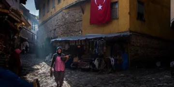 Fotoğraf sanatçılarından ‘bayrak’ resitali