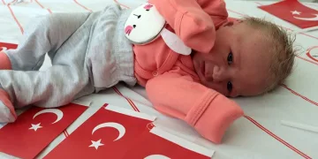 Cumhuriyet’in ikinci asrında gözünü dünyaya açtı
