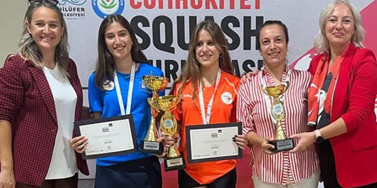 Cumhuriyet Squash Turnuvası’na büyük ilgi