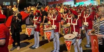 “100. Yılda Fener Alayı” Yürüyüşü
