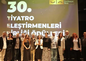 NKT’ye yılın oyunu ödülü
