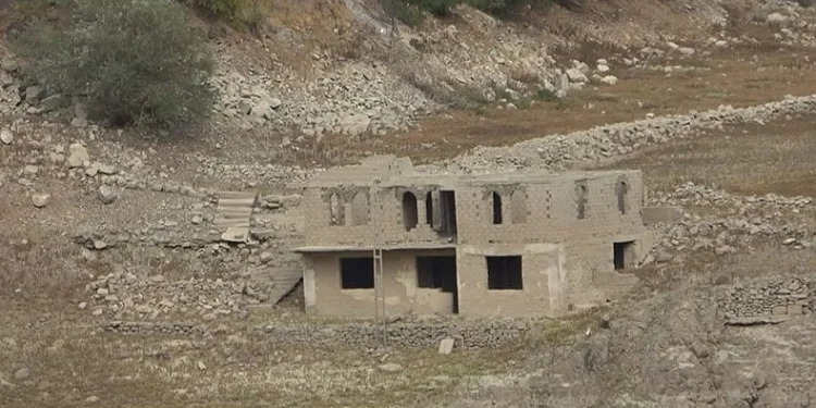 Tarihi Torul Köprüsü ortaya çıktı