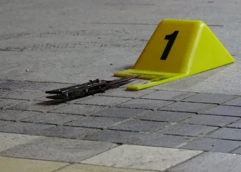 Dürümcüde bıçaklı kavga: 1 yaralı