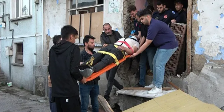Bursa’da alkol keyfi metrelerce yükseklikten düşürdü