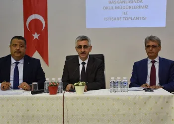 Bakan Yardımcısı Yılmaz okul müdürleriyle bir araya geldi