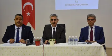 Bakan Yardımcısı Yılmaz okul müdürleriyle bir araya geldi