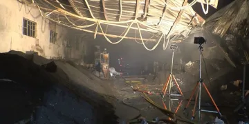 Geri dönüşüm fabrikasında yangın