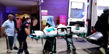 Üzerine kaynar su dökülen çocuk ağır yaralandı