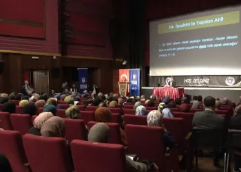 “Müslümanlar İsrail’e karşı tek vücut olmalı”