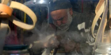 Artık şehirde bir tek o kaldı