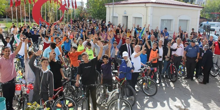 Cumhuriyetin 100. Yılı için pedal çevirdiler
