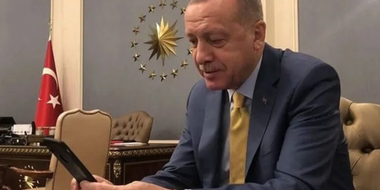 Cumhurbaşkanı Erdoğan’dan A Milli Futbol Takımı’na tebrik telefonu