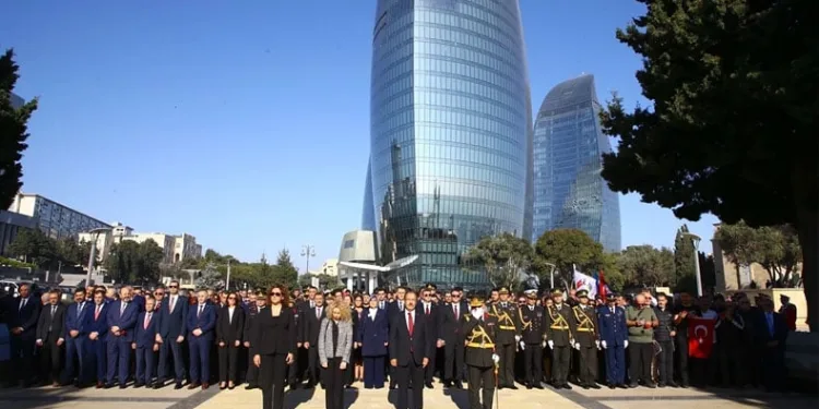 Azerbaycan’da Cumhuriyet’in 100.yıl coşkusu