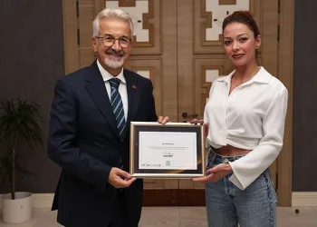 Başkan Erdem’den yoga eğitmenlerine teşekkür