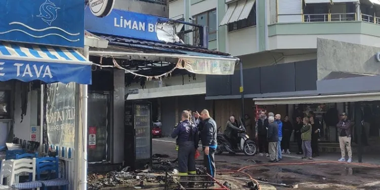 Erdek’te restoran yandı