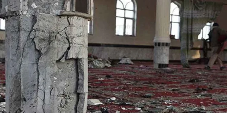 Cuma namazında bombalı saldırı