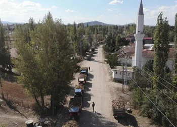 Hasadı bitti, kilometrelerce kuyruk oluştu